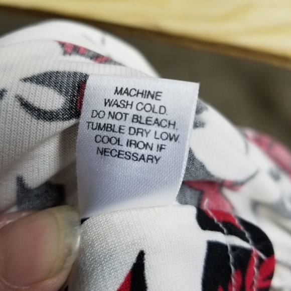 Cato red white and black  floral print Sz 12 - Picture 5 of 5